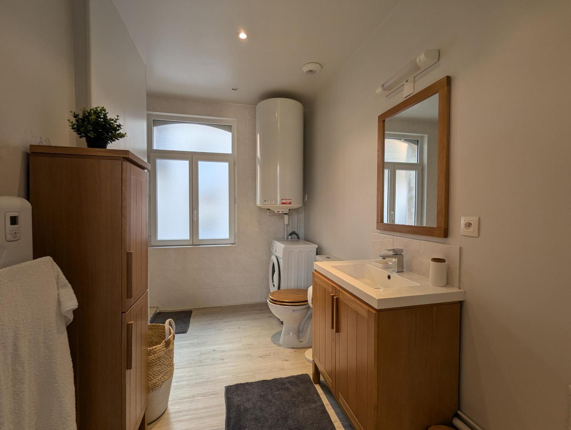 Les Betises, Duplex Hyper-Centre Apartamento Cambrai Exterior foto