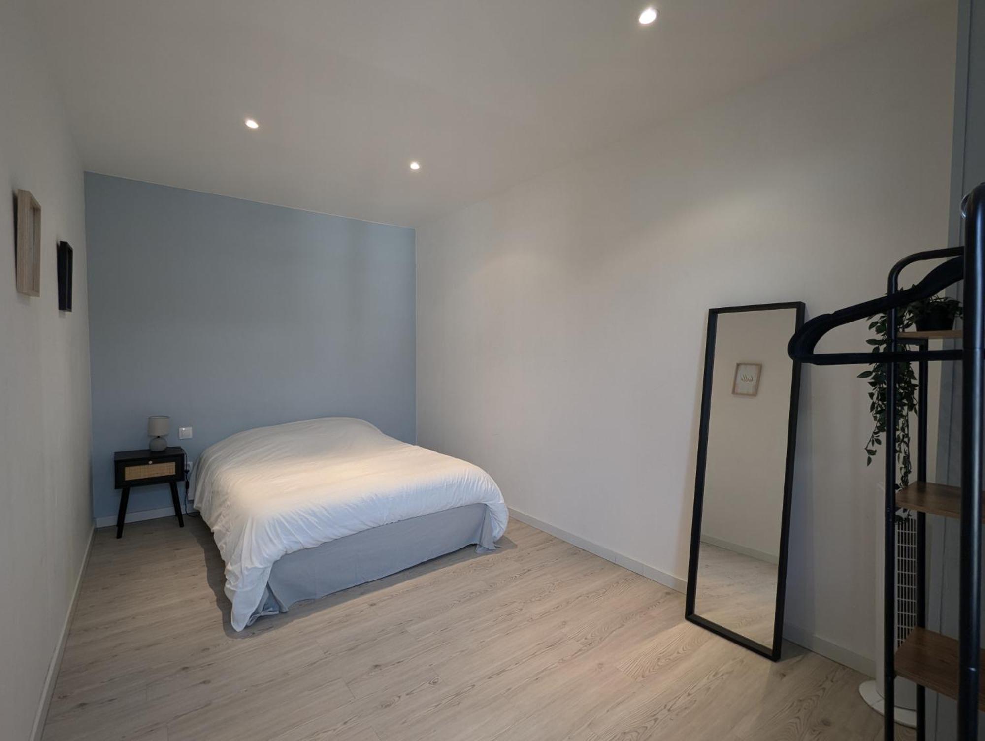 Les Betises, Duplex Hyper-Centre Apartamento Cambrai Exterior foto